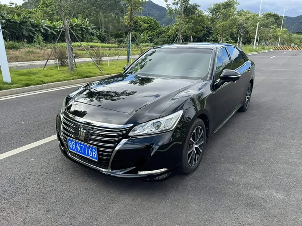 Toyota Crown, 2019