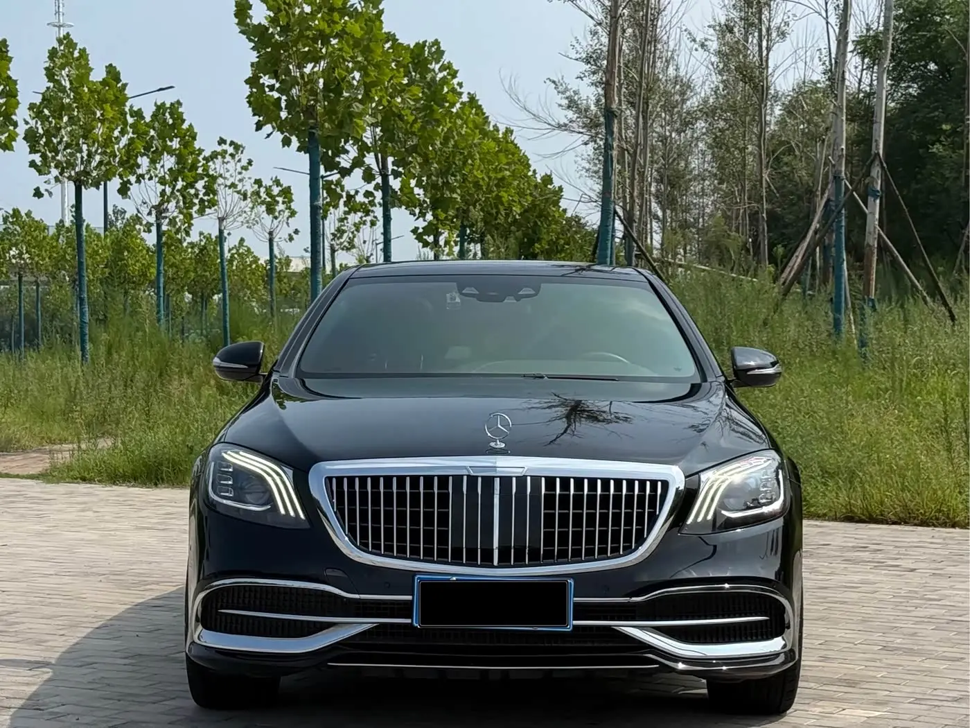 Mercedes-Benz S-Class 2016 — Photo 2/13