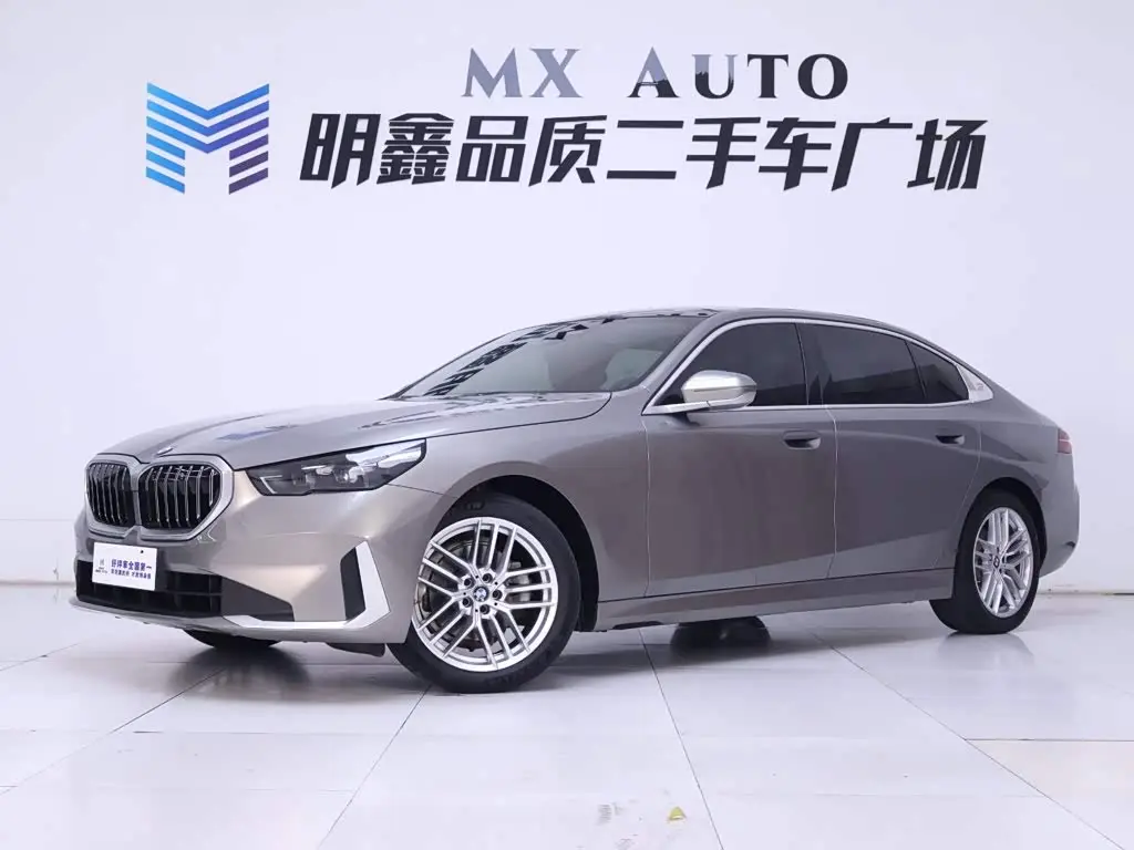 BMW 5 Series 2024 — Şəkil 2/20