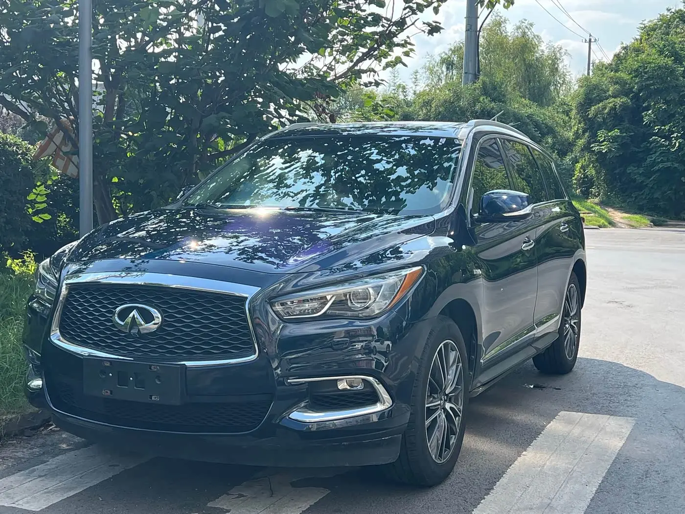 Infiniti QX60 2018 — Фото 1/20