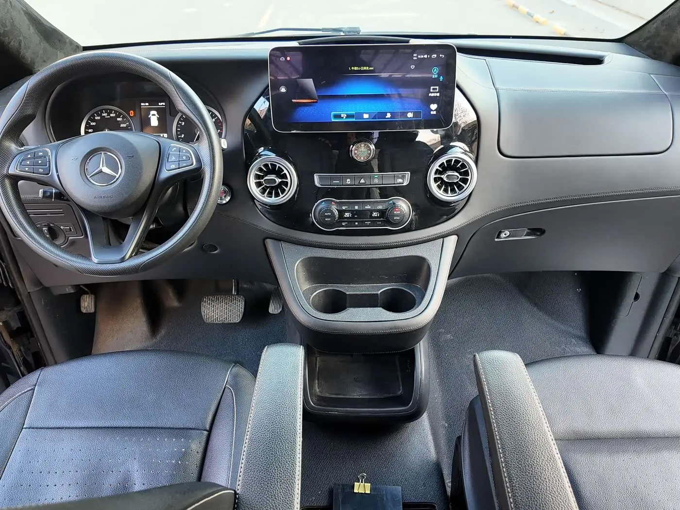 Mercedes-Benz Vito 2020 — Photo 13/20