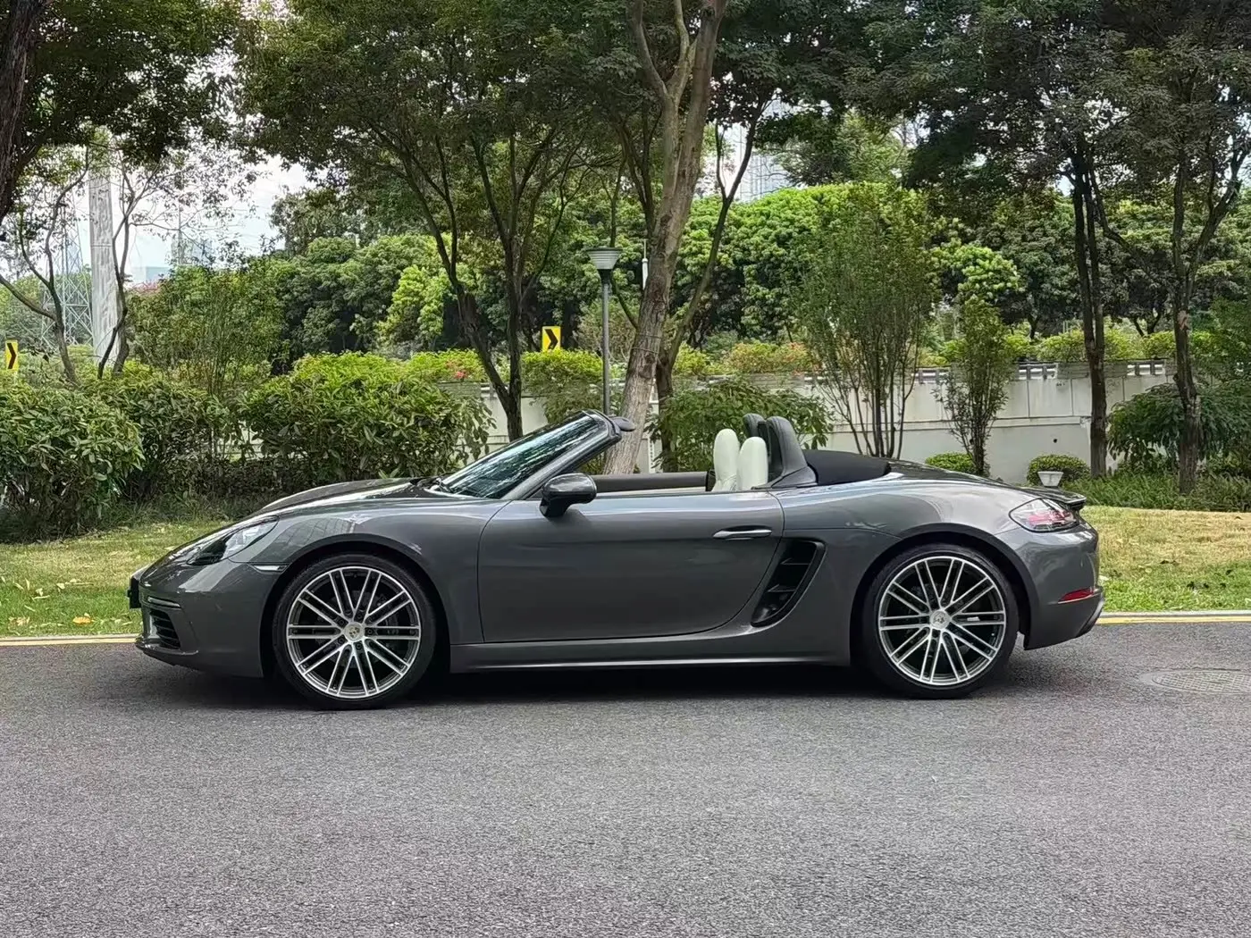 Porsche 718 2020 — Photo 6/18