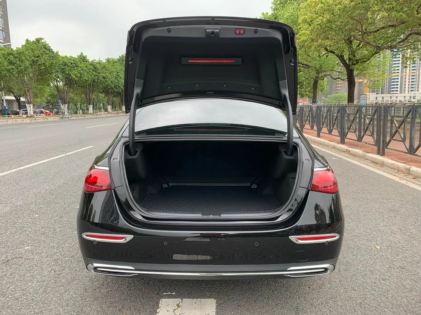 Mercedes-Benz E-Class 2024 — Şəkil 7/20