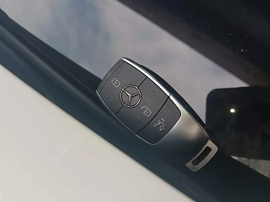 Mercedes-Benz GLB 2021 — Şəkil 9/20