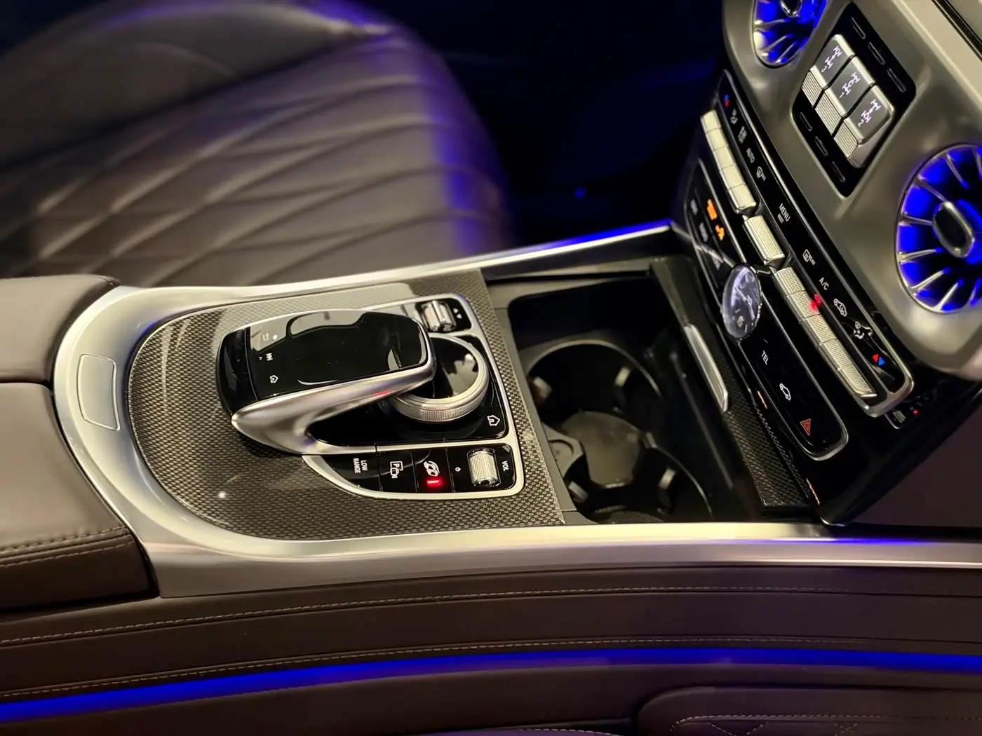 Mercedes-Benz G-Class 2023 — Фото 11/20