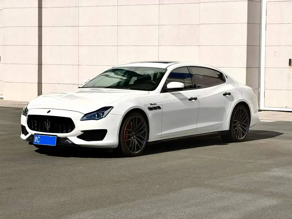 Maserati Quattroporte 2019 — Photo 1/9
