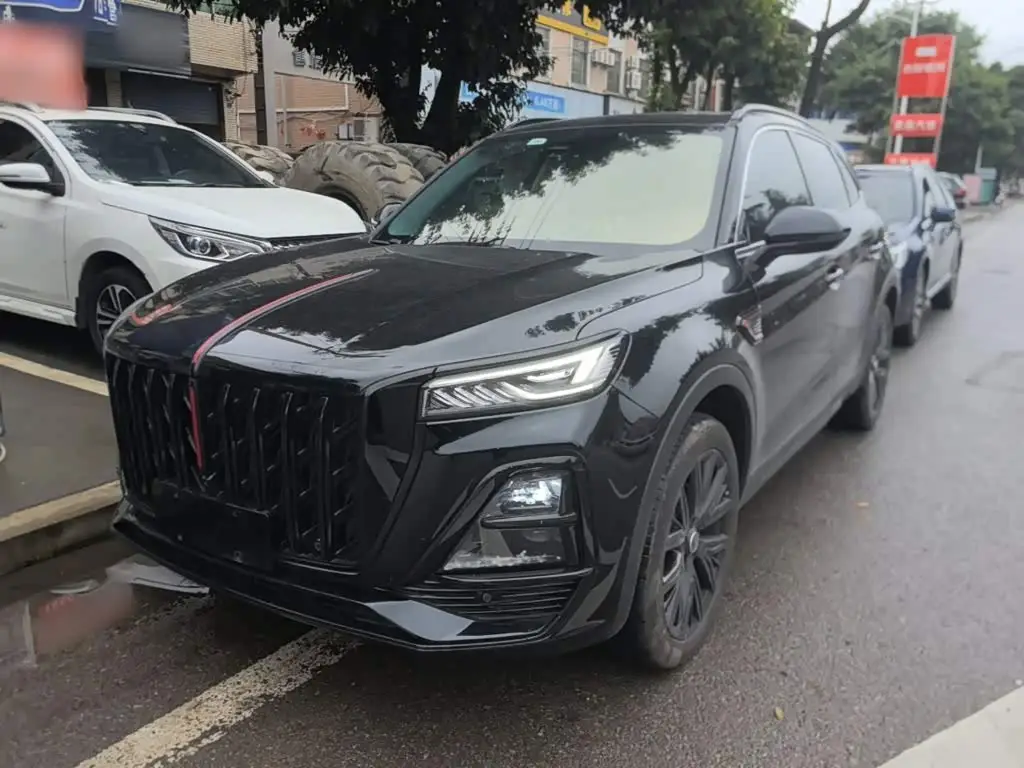 Hongqi HS5, 2025