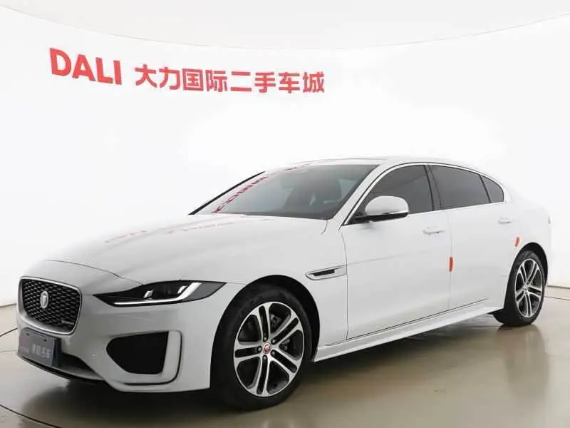 Jaguar XEL 2023 — Фото 1/16