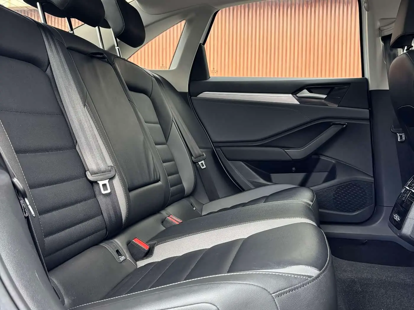 Volkswagen Sagitar 2022 — Photo 19/20