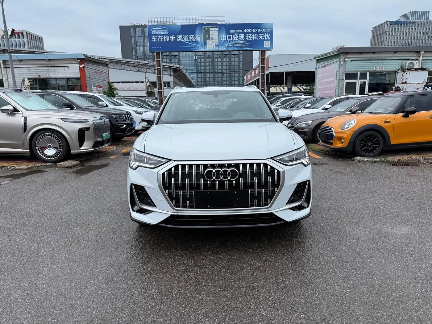 Audi Q3 2024 — Photo 2/16