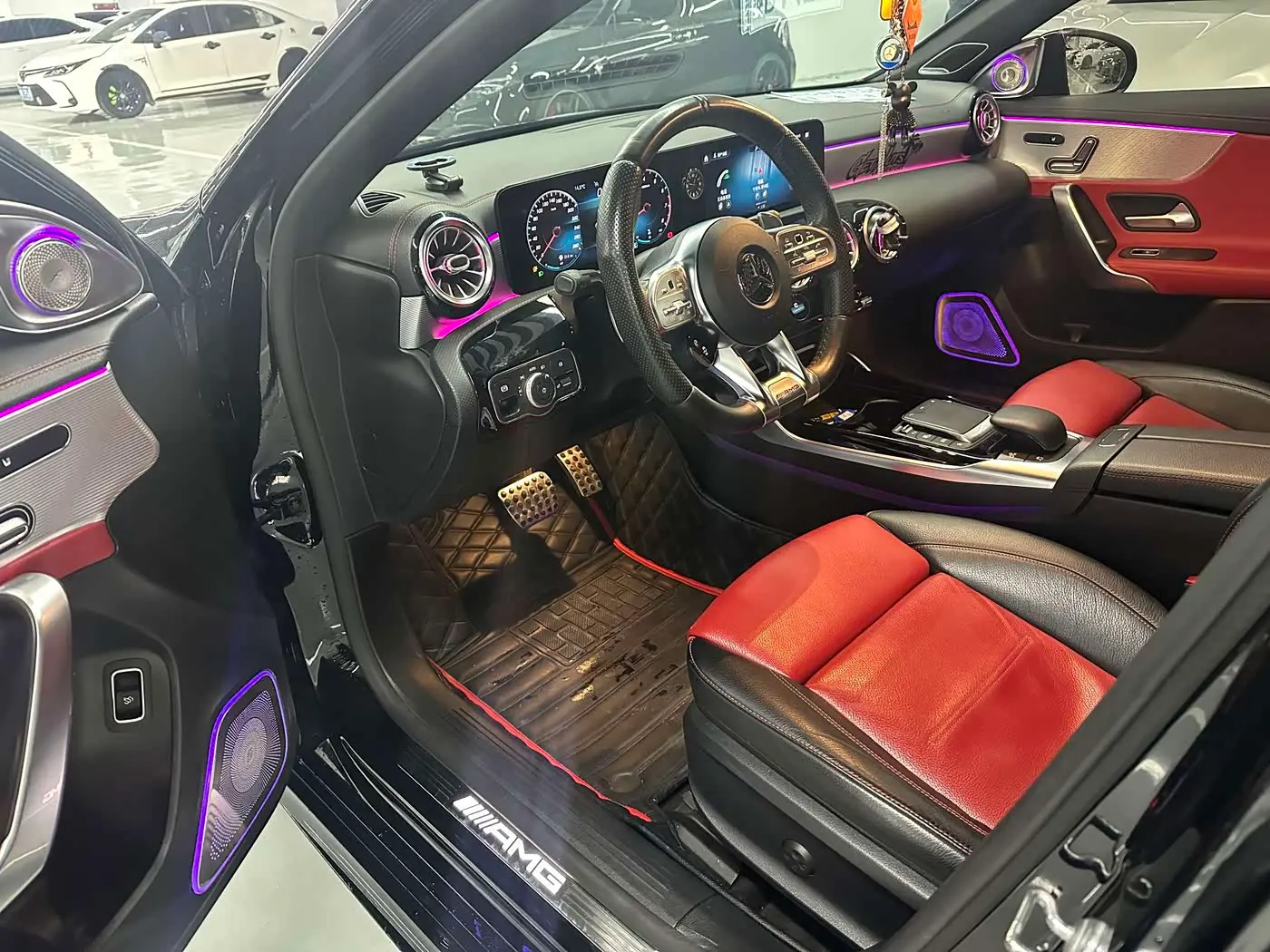 Mercedes-Benz A-Class AMG 2021 — Photo 4/9