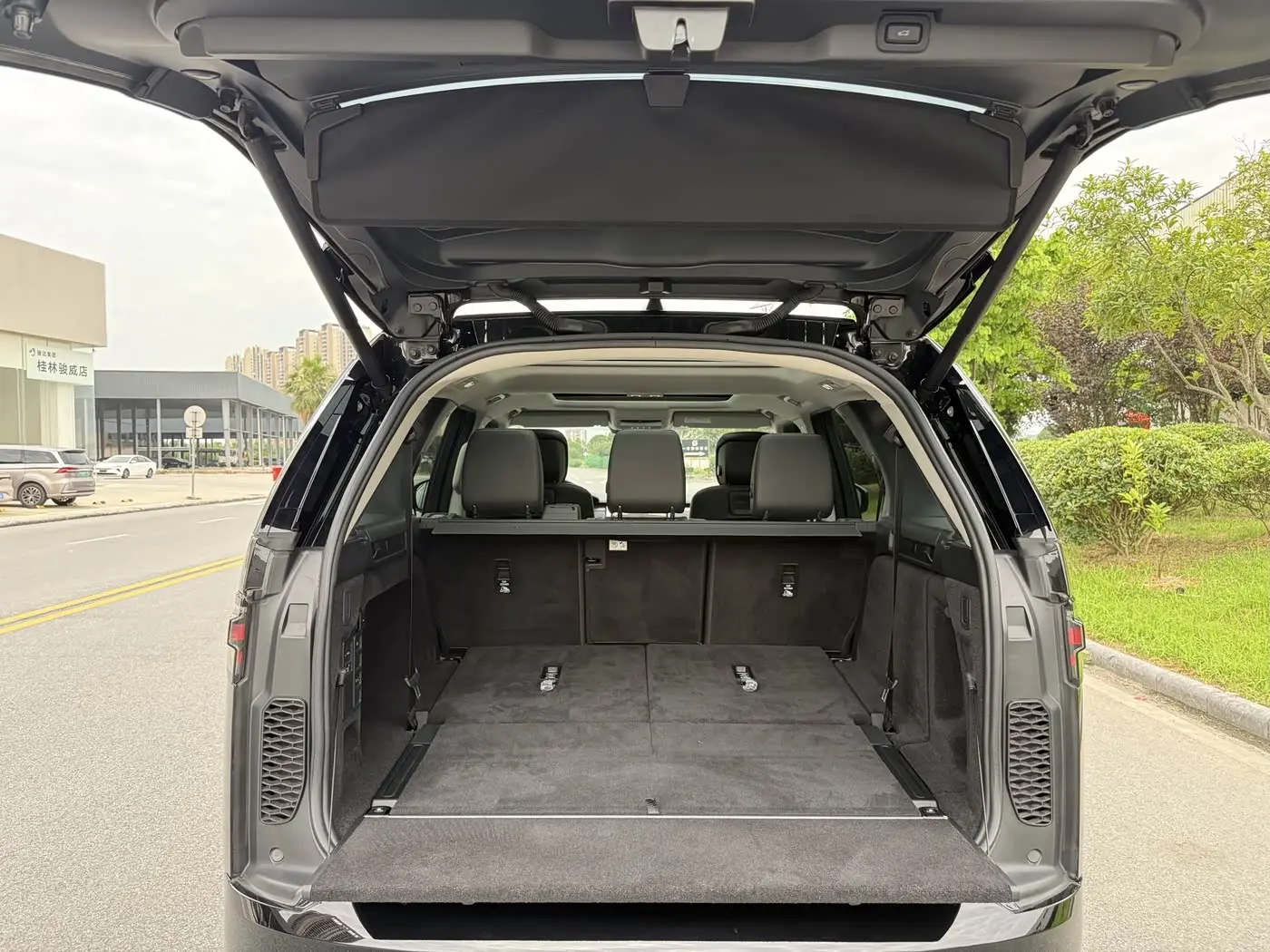Land Rover Discovery 2022 — Şəkil 15/17
