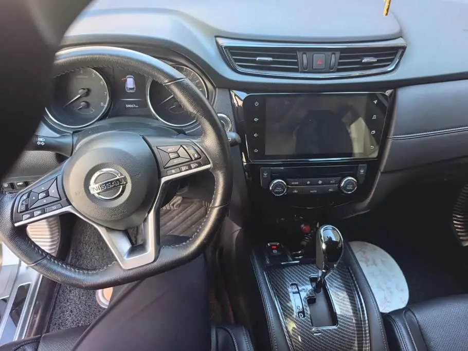 Nissan X-Trail 2019 — Şəkil 12/16