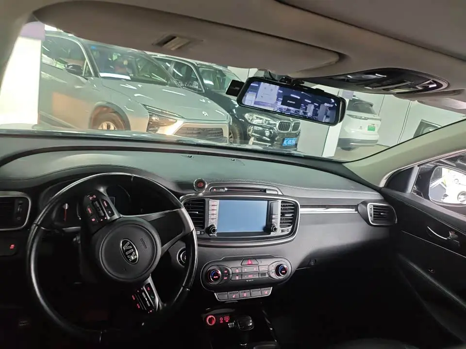 Kia Sorento 2016 — Şəkil 3/13