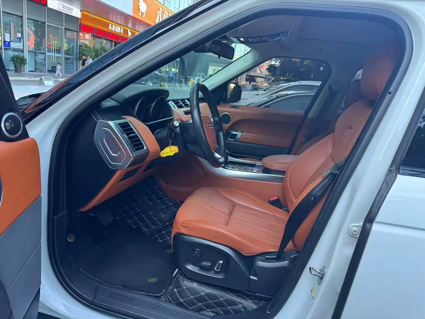 Land Rover Range Rover Sport 2018 — Şəkil 3/6