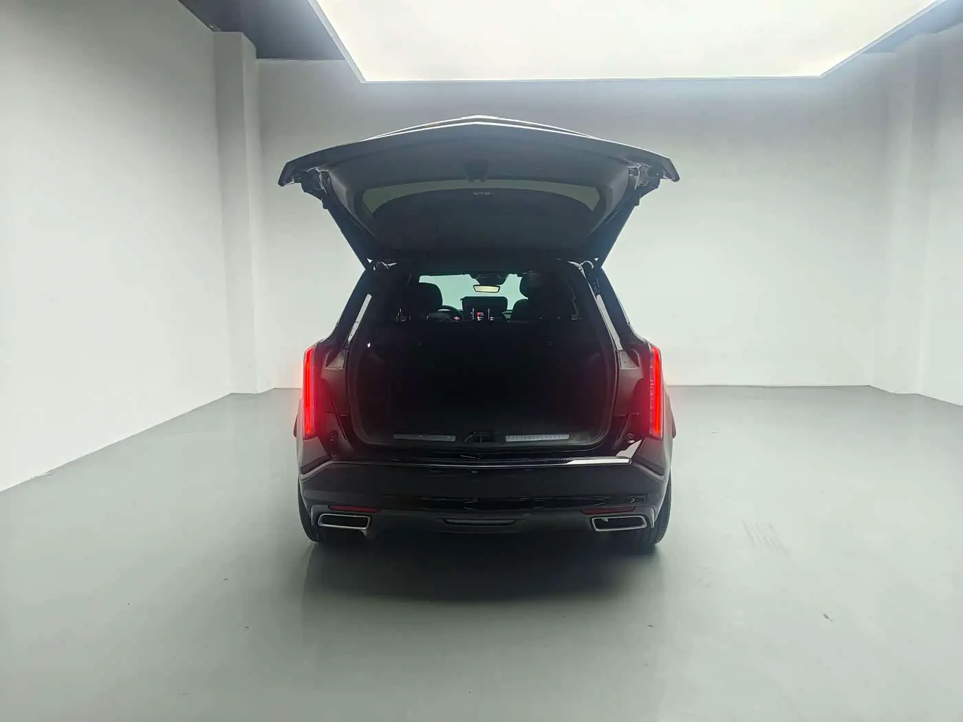 Cadillac XT5 2025 — Photo 4/16