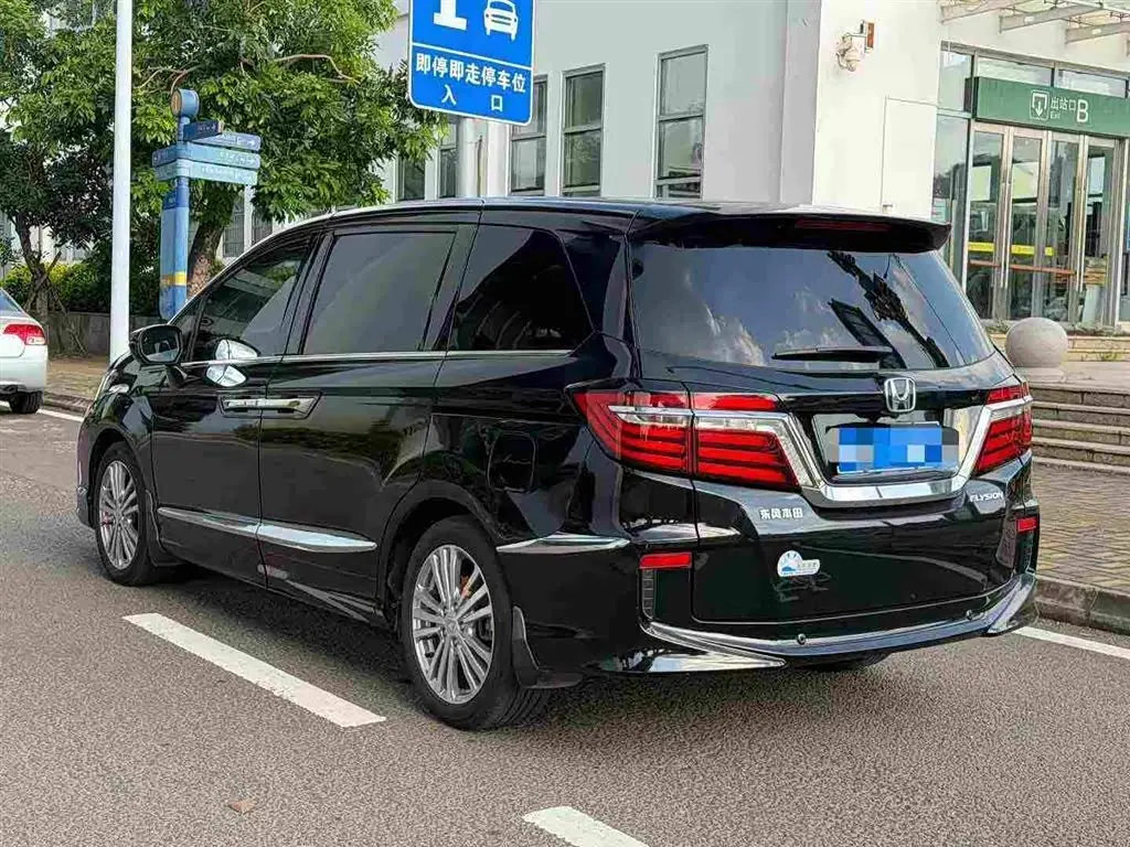 Honda Elysion 2018 — Şəkil 7/8