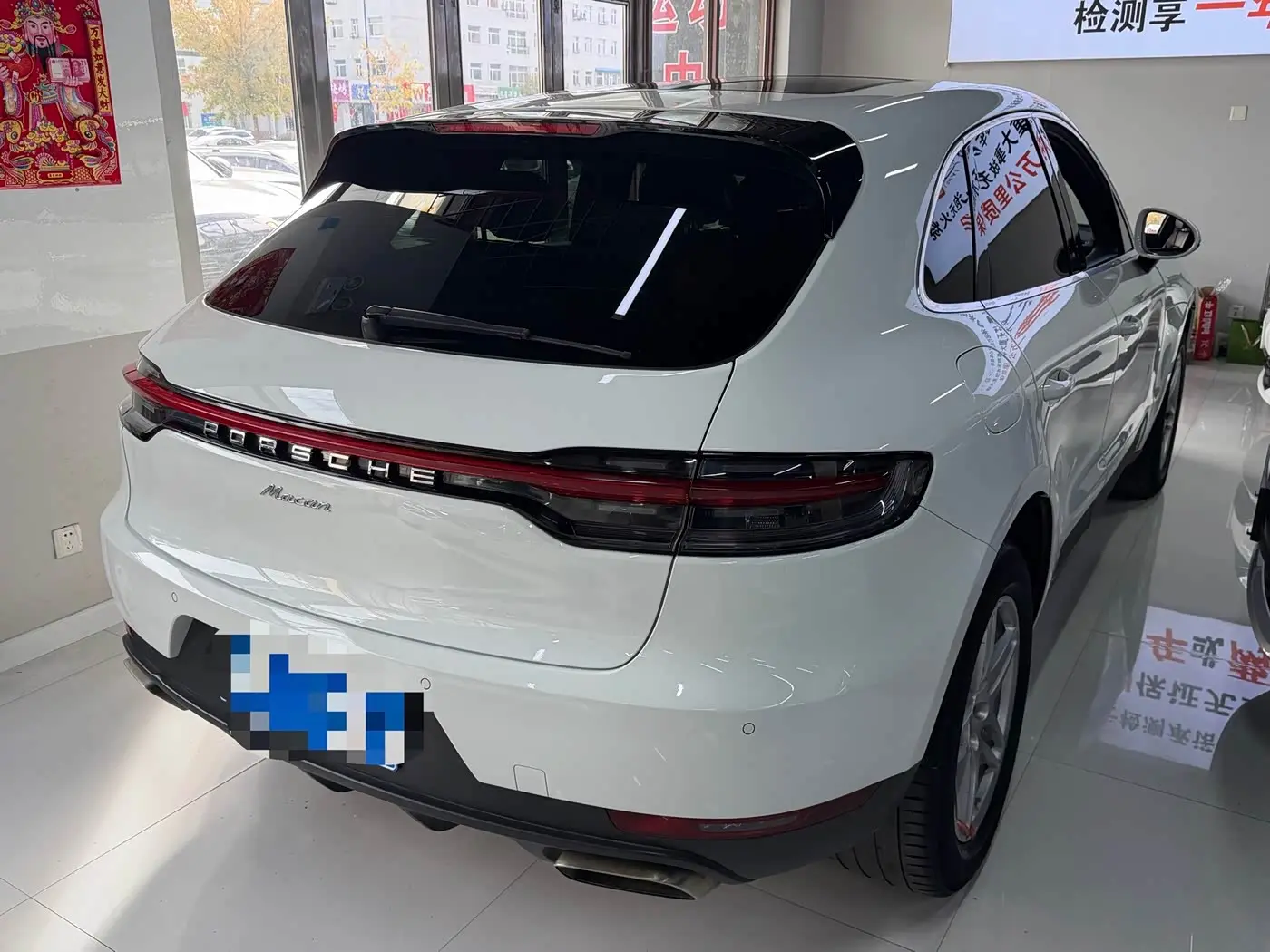 Porsche Macan 2019 — Photo 11/11