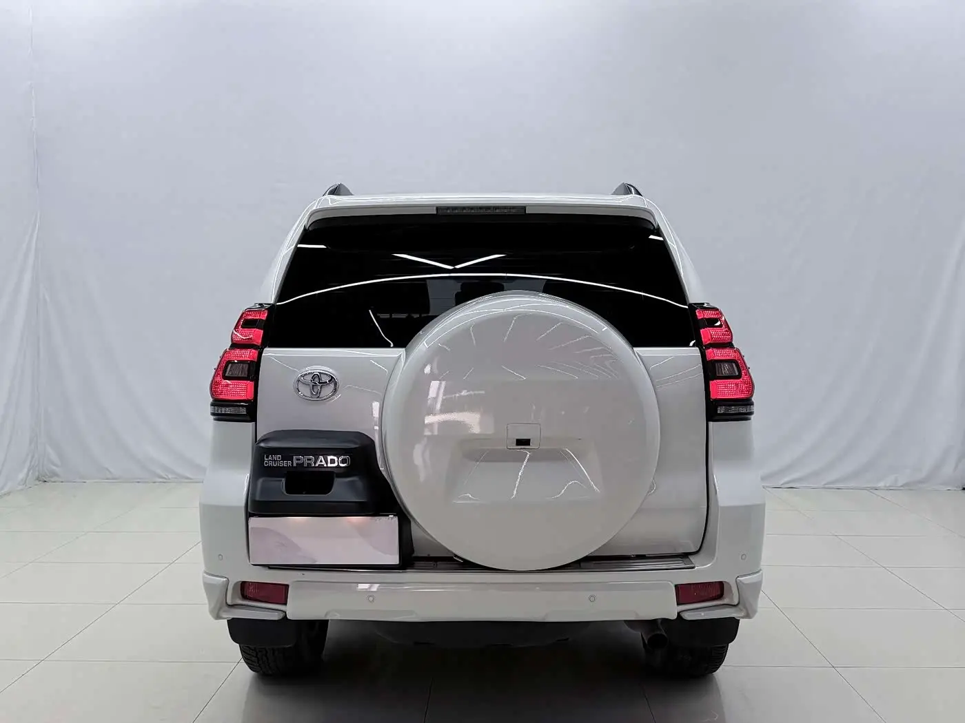 Toyota Prado 2020 — Photo 13/18