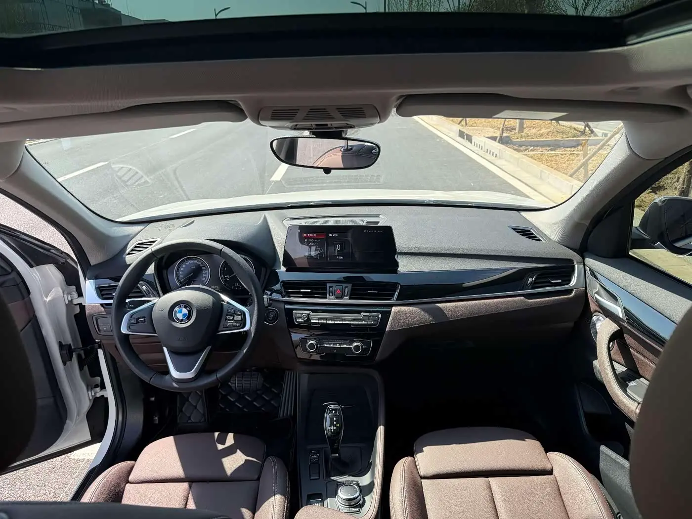 BMW X1 2023 — Фото 19/20