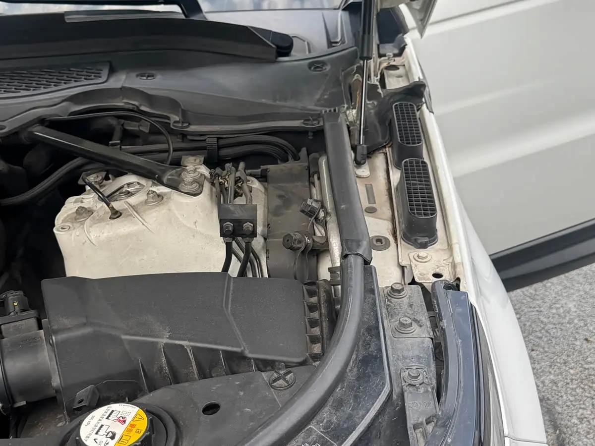 Land Rover Range Rover Sport 2014 — Photo 18/20