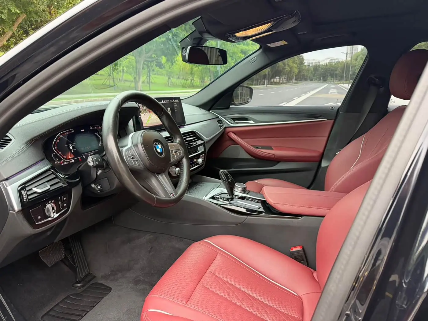 BMW 5 Series 2023 — Şəkil 4/9