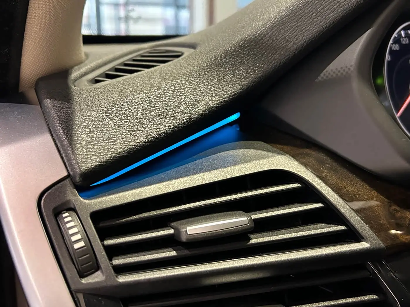 BMW X5 2018 — Photo 8/20