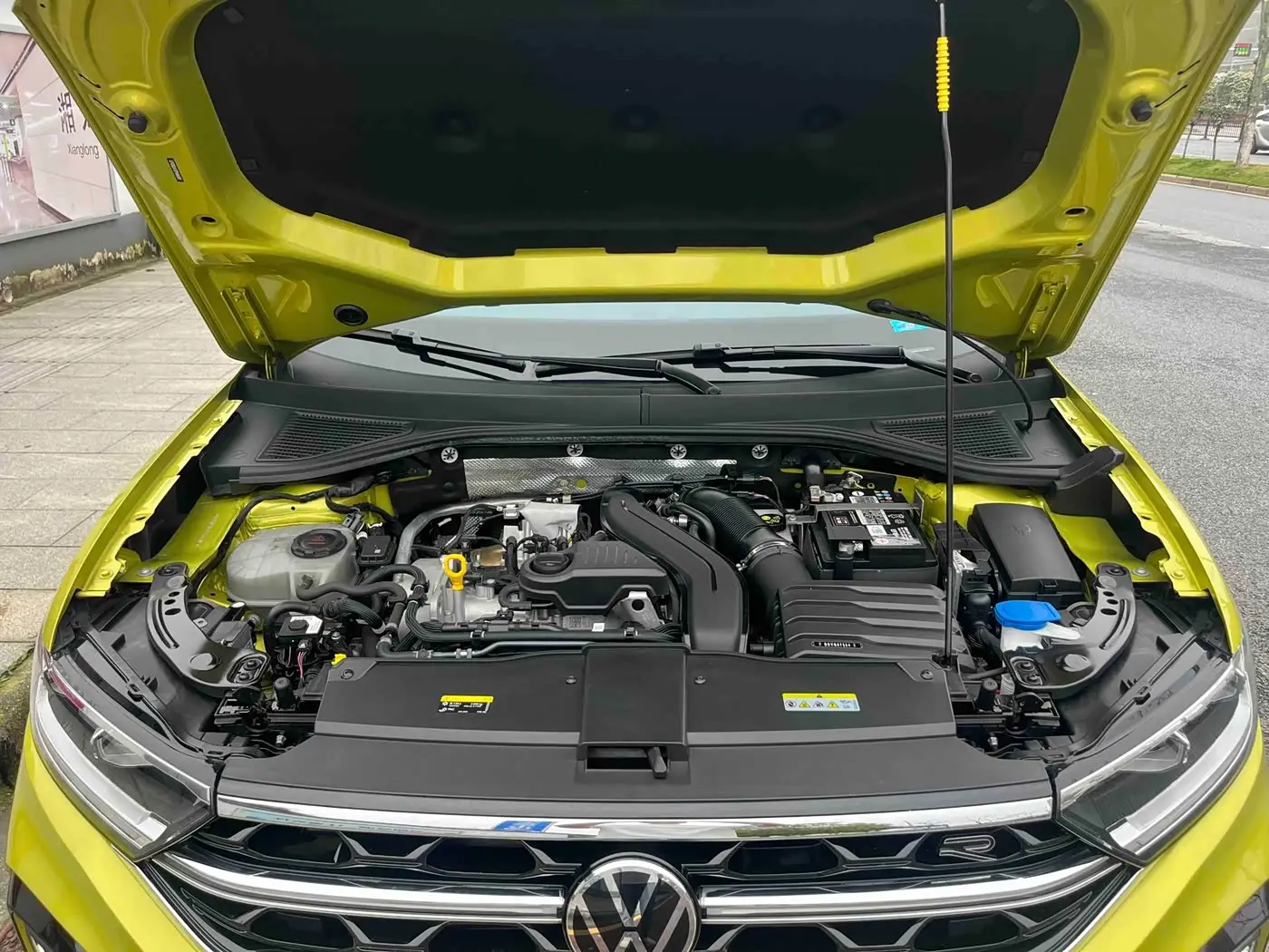 Volkswagen T-ROC 2023 — Photo 16/20