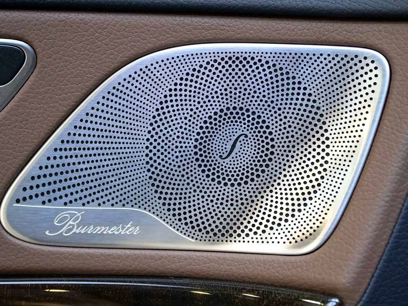 Mercedes-Benz S-Class 2020 — Photo 13/20