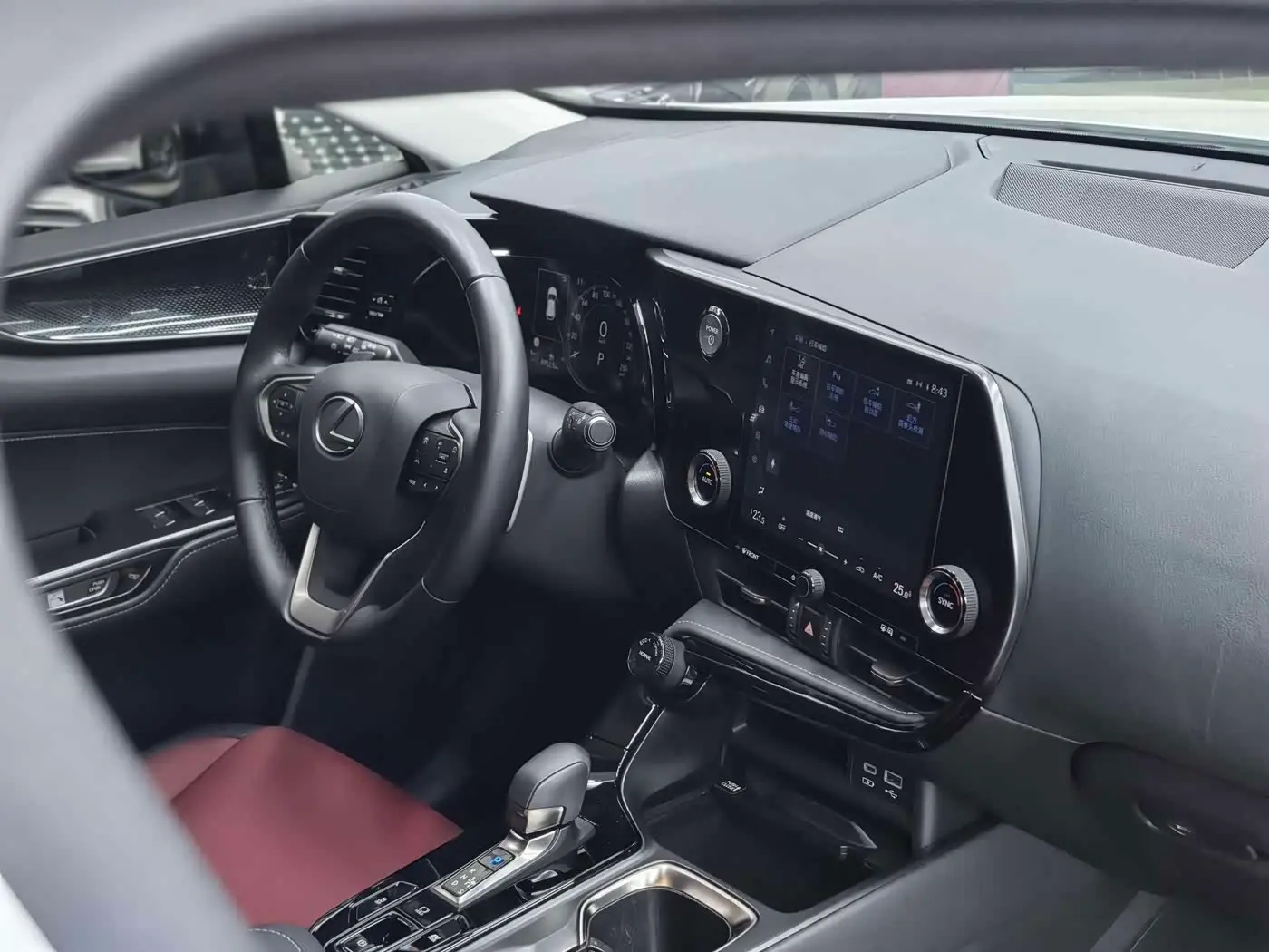 Lexus NX 2022 — Photo 20/20