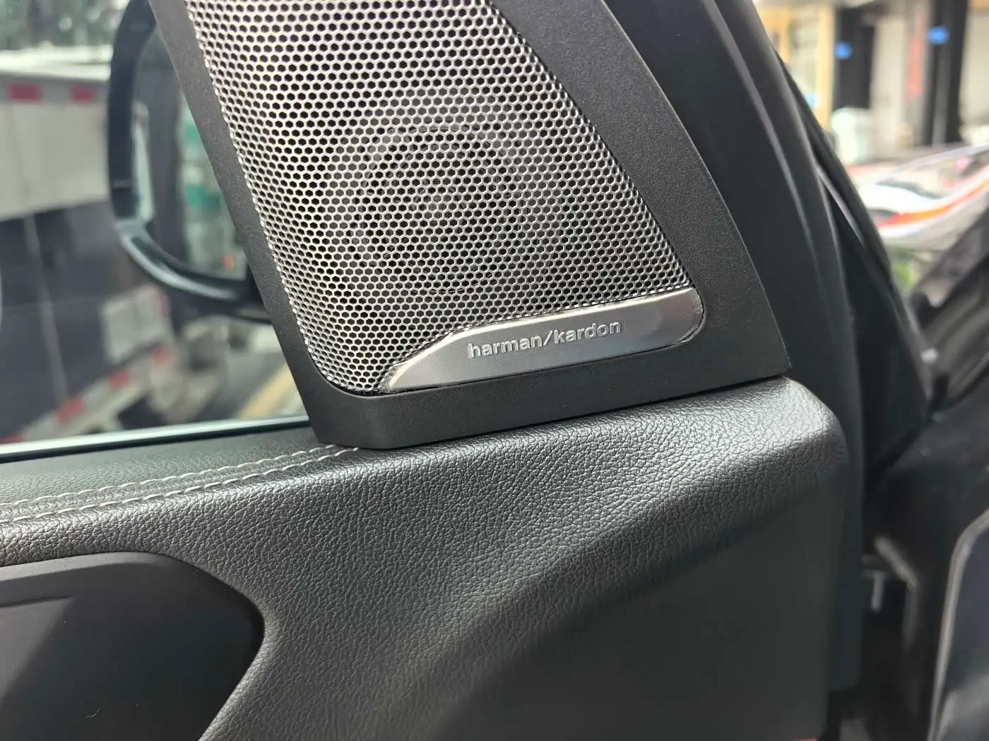 BMW X5 2023 — Photo 18/20