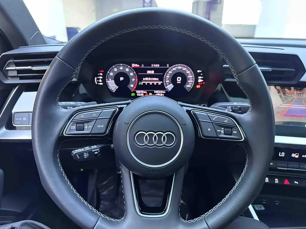 Audi A3 2023 — Фото 12/20