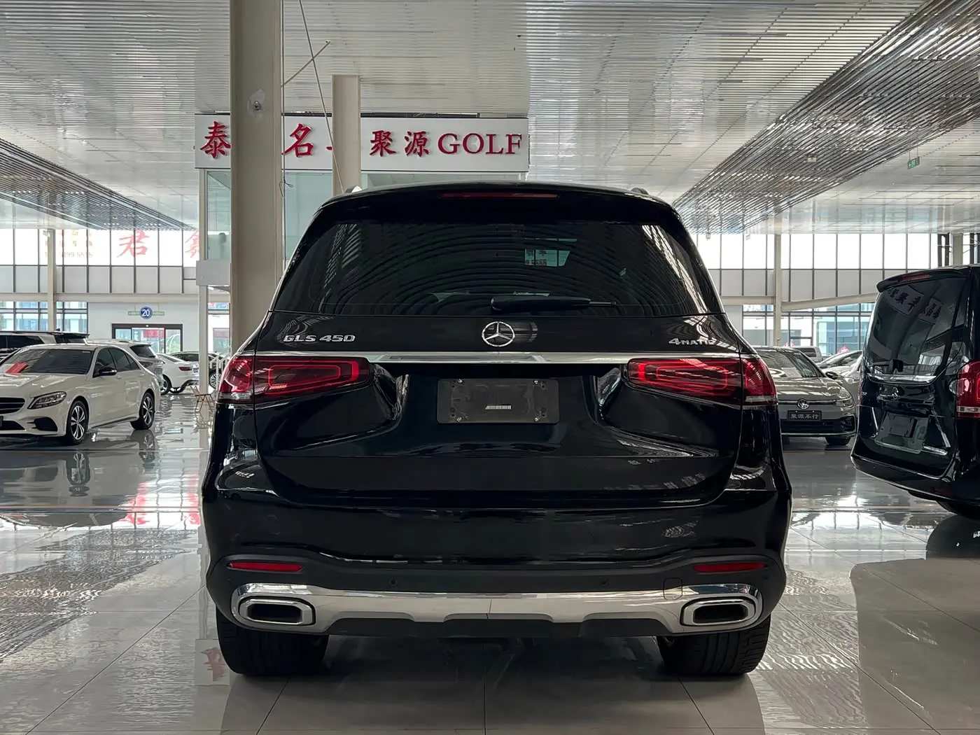 Mercedes-Benz GLS 2022 — Photo 6/18