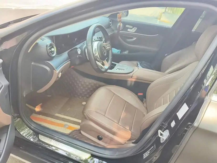 Mercedes-Benz E-Class 2019 — Şəkil 9/16