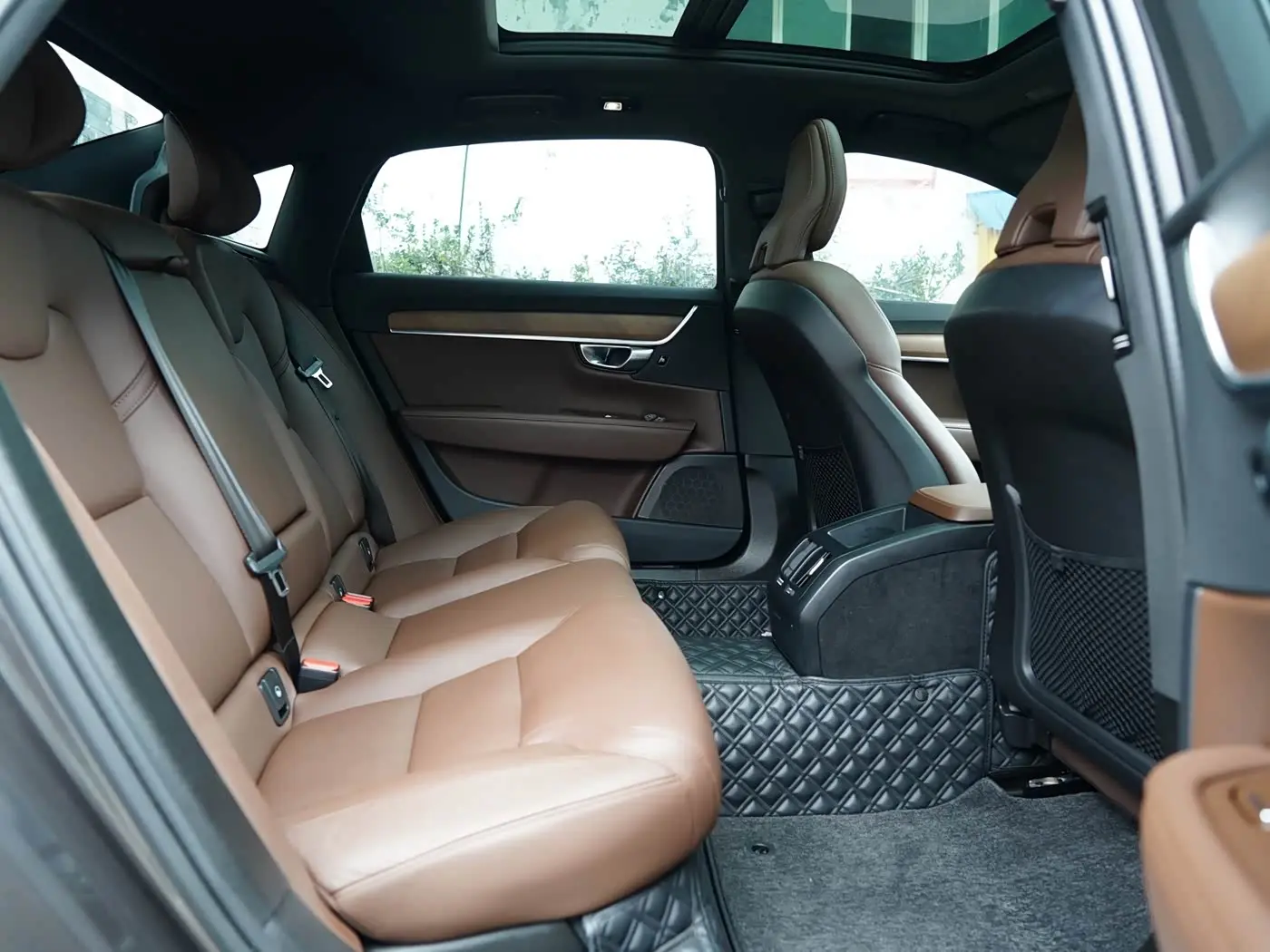 Volvo S90 2024 — ფოტო 6/20