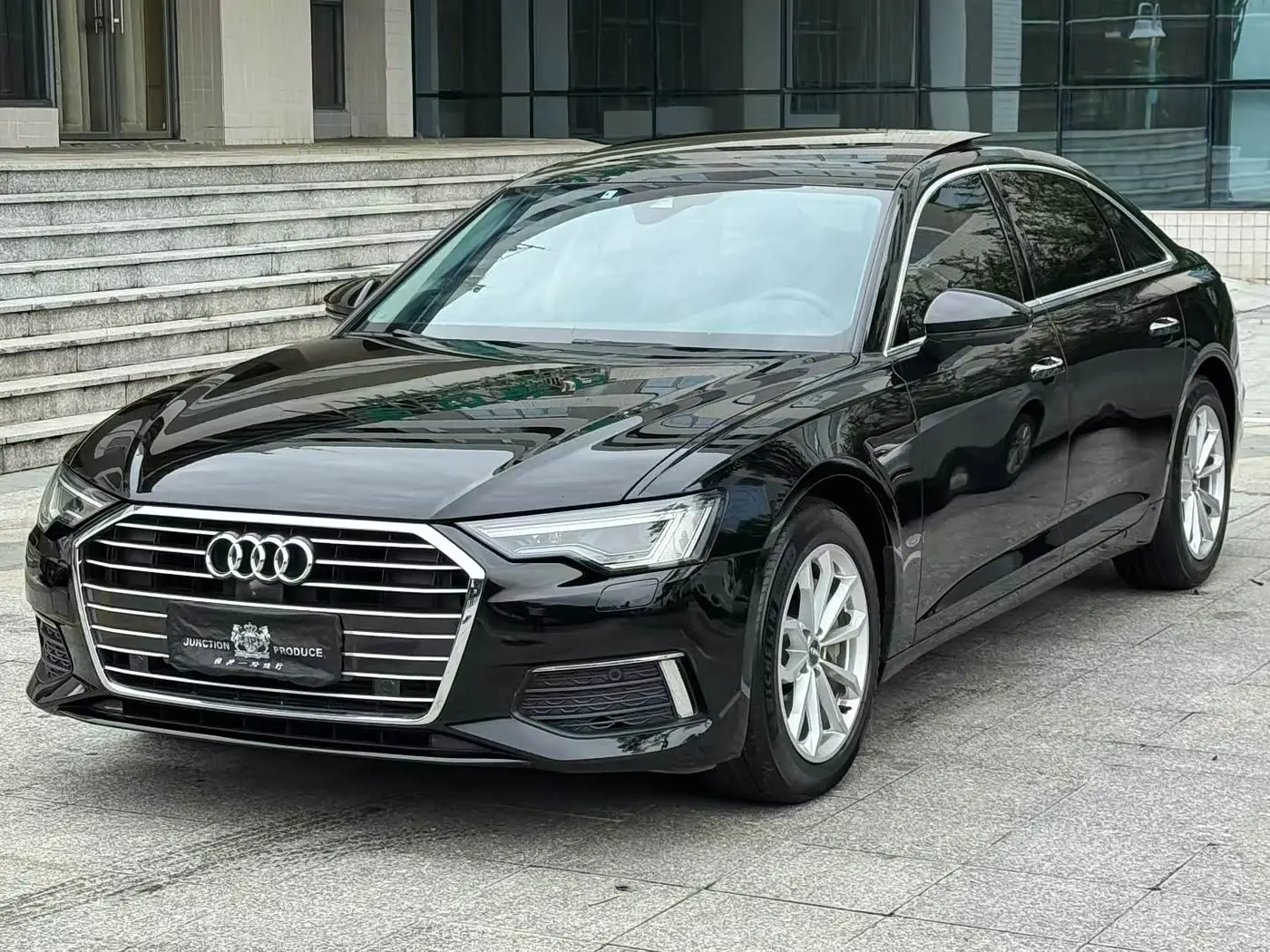 Audi A6L 2020 — Photo 3/9