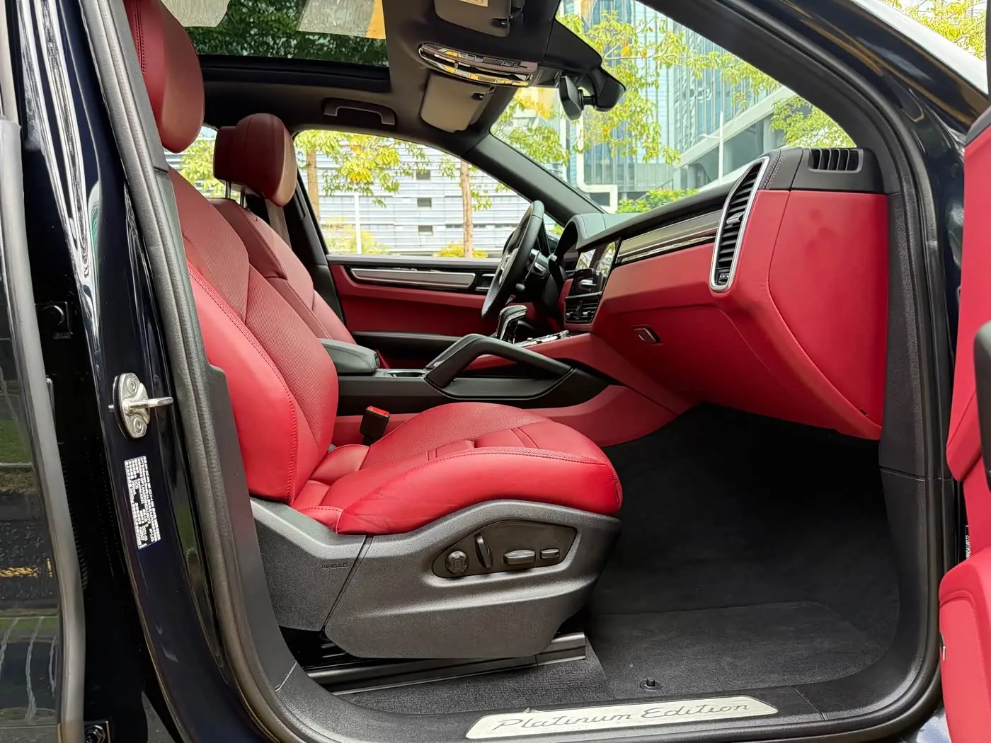Porsche Cayenne 2022 — Şəkil 19/20