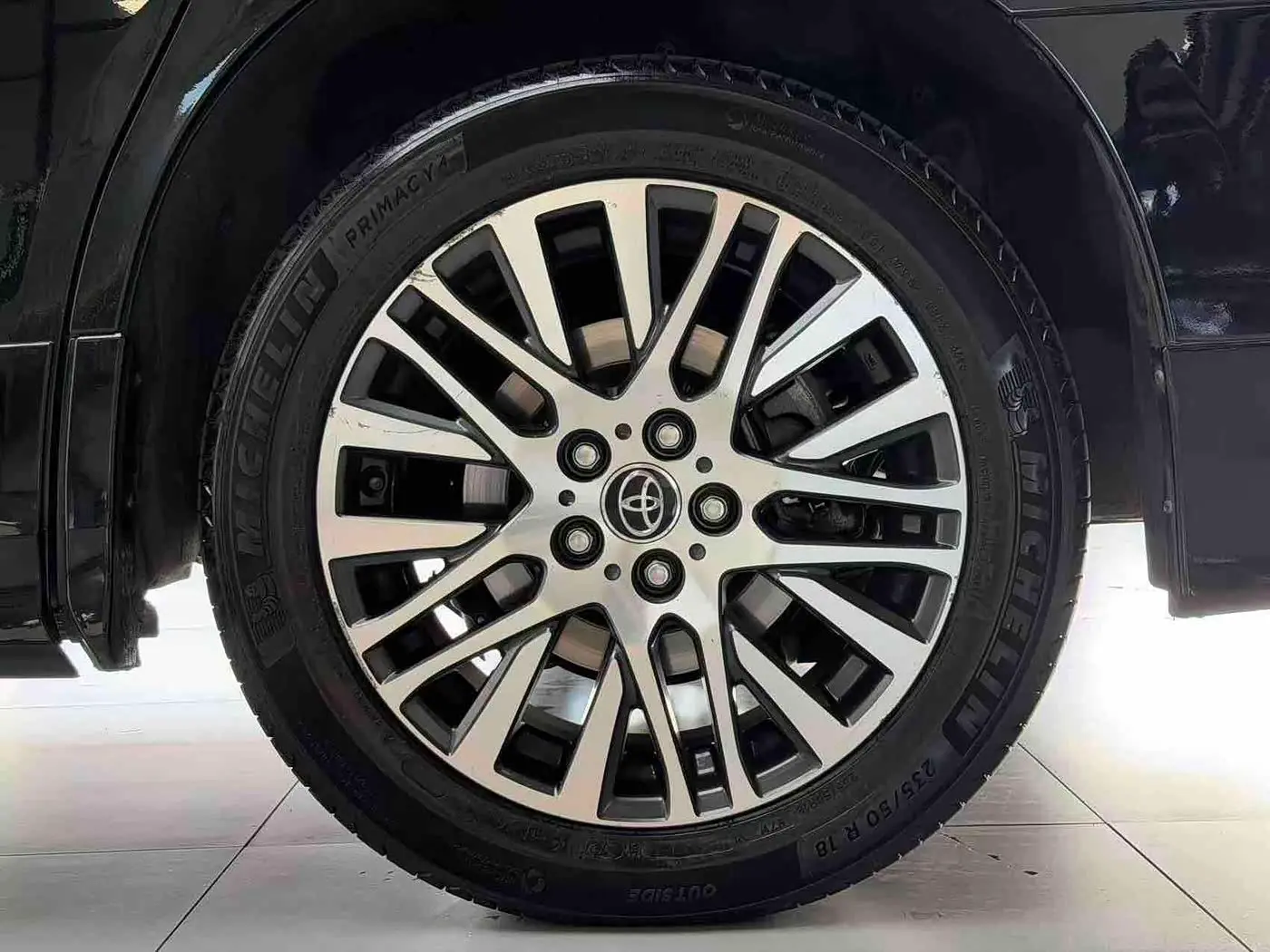 Toyota Alphard 2018 — Фото 6/12