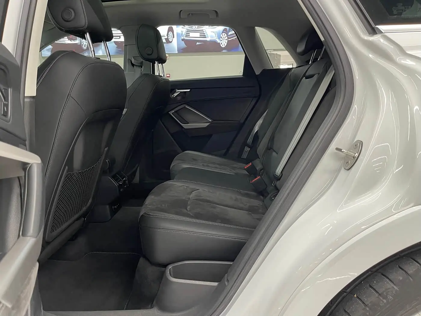 Audi Q3 2022 — Şəkil 10/20