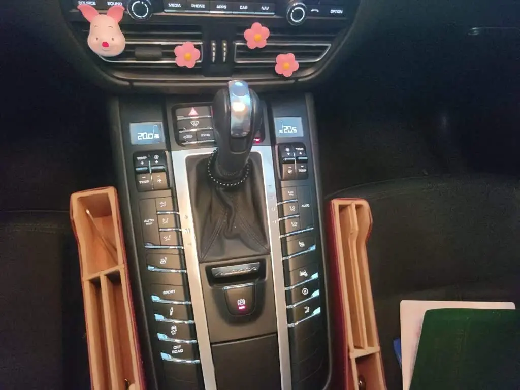 Porsche Macan 2021 — Şəkil 15/20