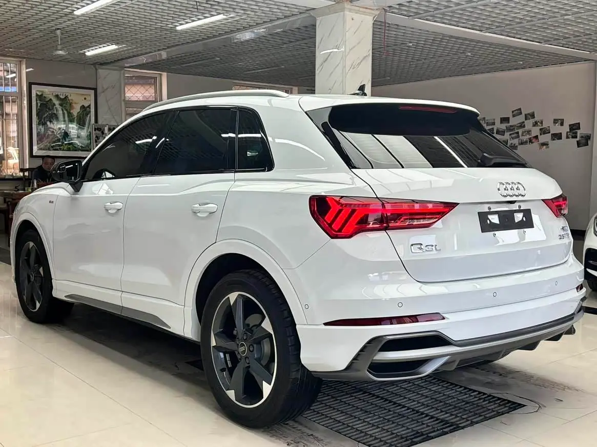 Audi Q3 2022 — Photo 4/20