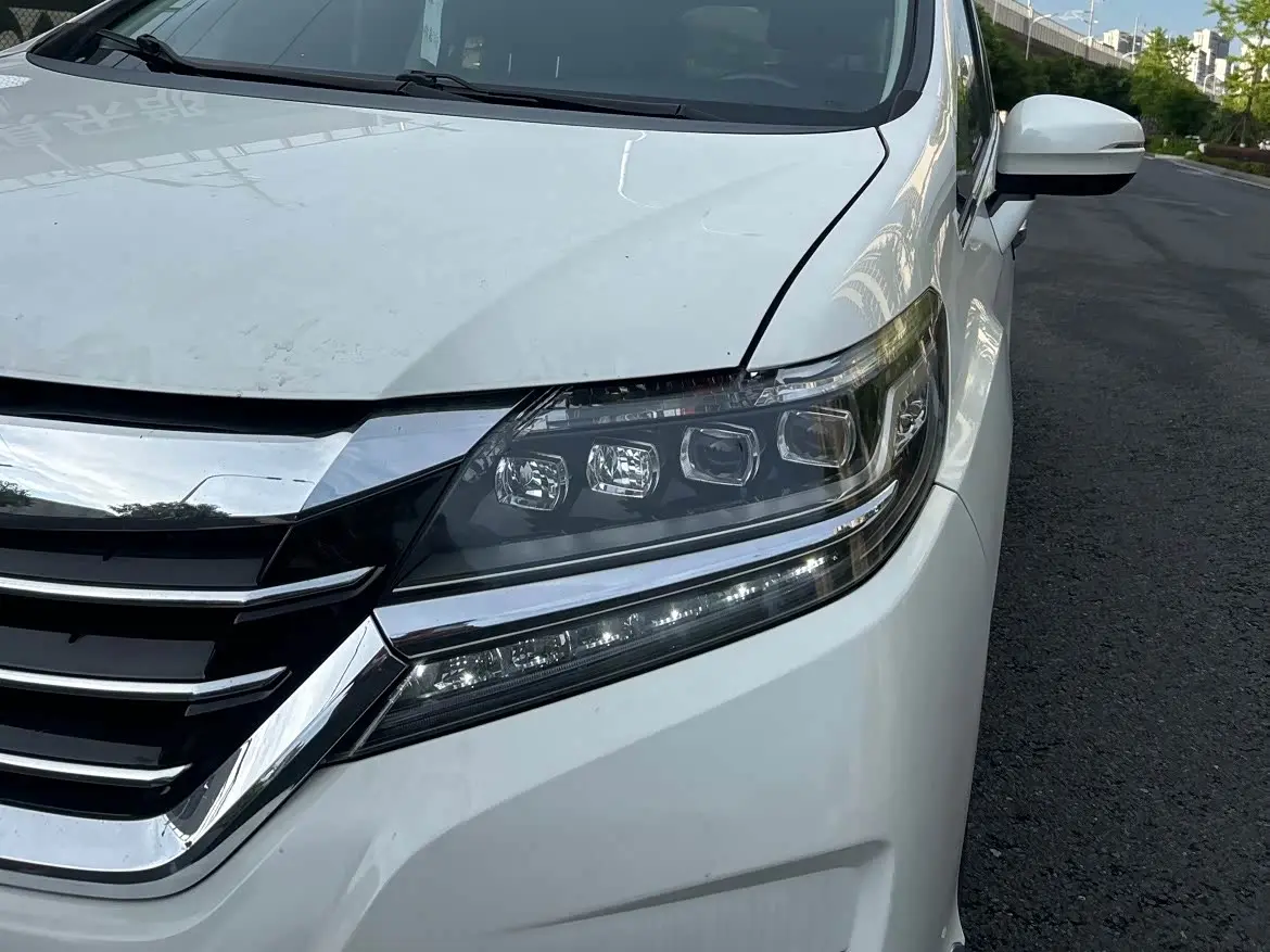 Honda Elysion 2019 — Photo 5/20