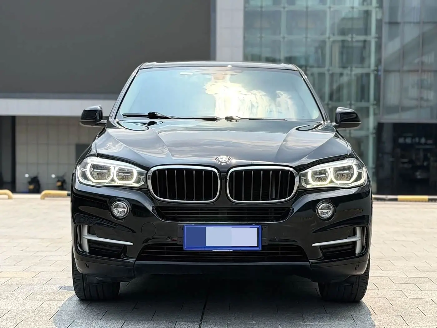 BMW X5 2015 — Photo 2/8