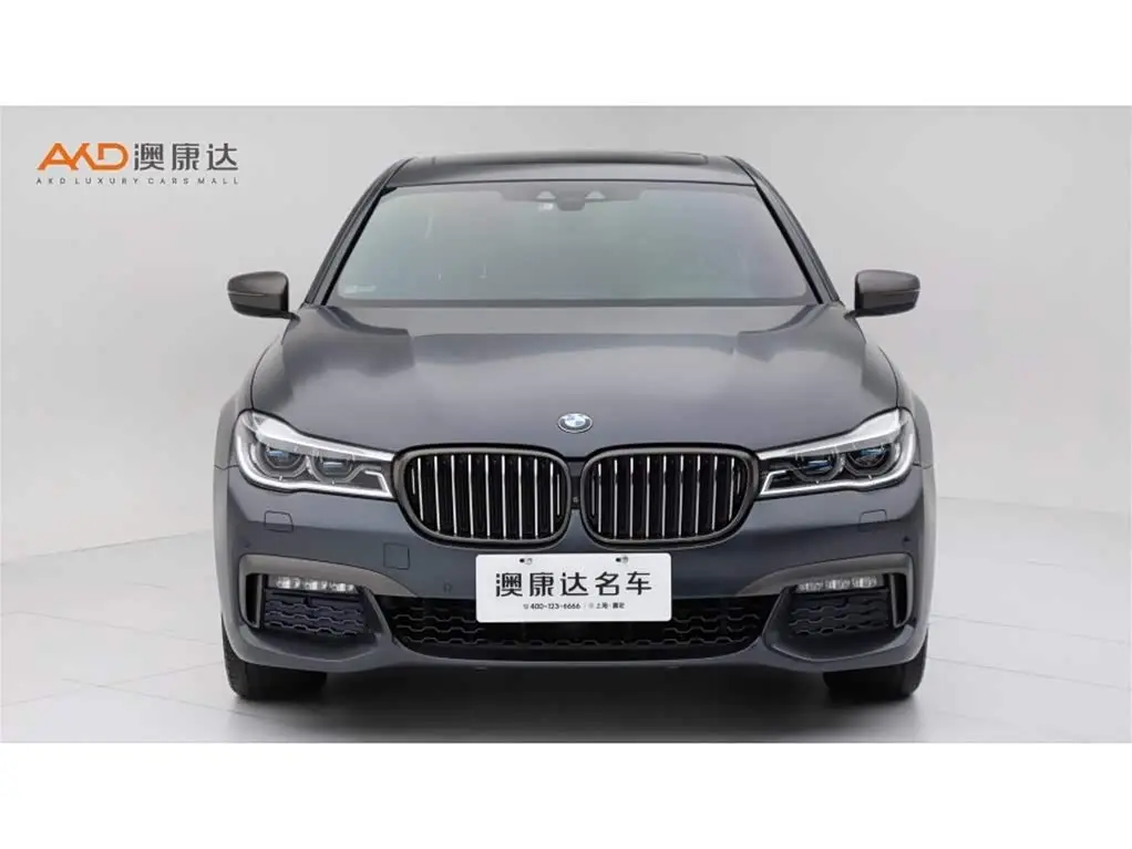 BMW 7 Series 2017 — Фото 2/10