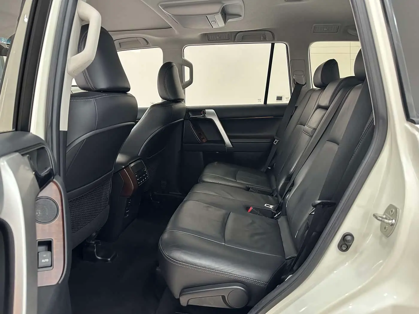 Toyota Prado 2017 — Şəkil 8/20