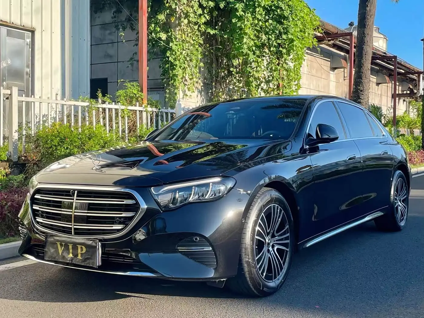 Mercedes-Benz E-Class 2025 — Şəkil 1/9