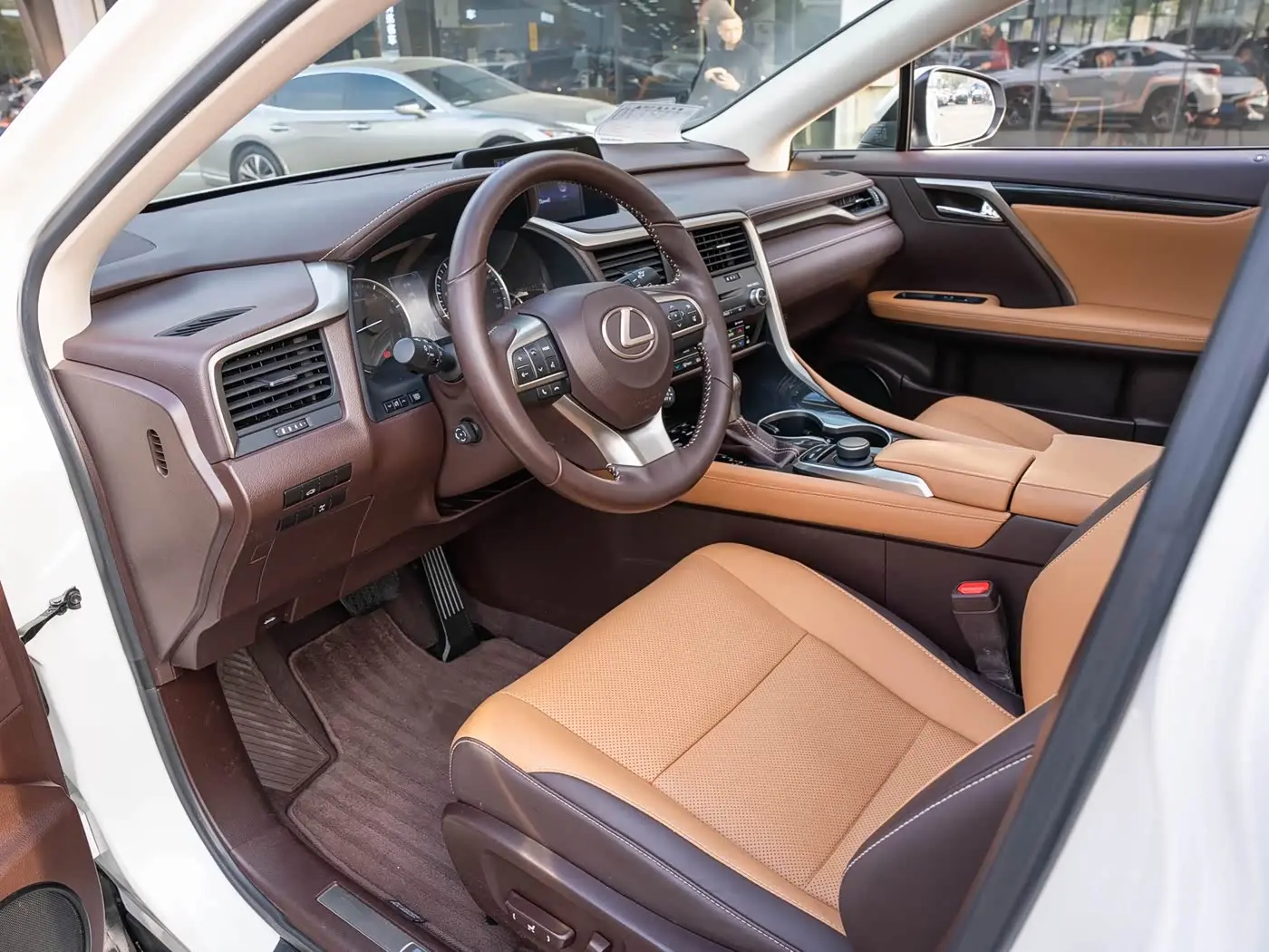Lexus RX 2016 — Photo 9/20