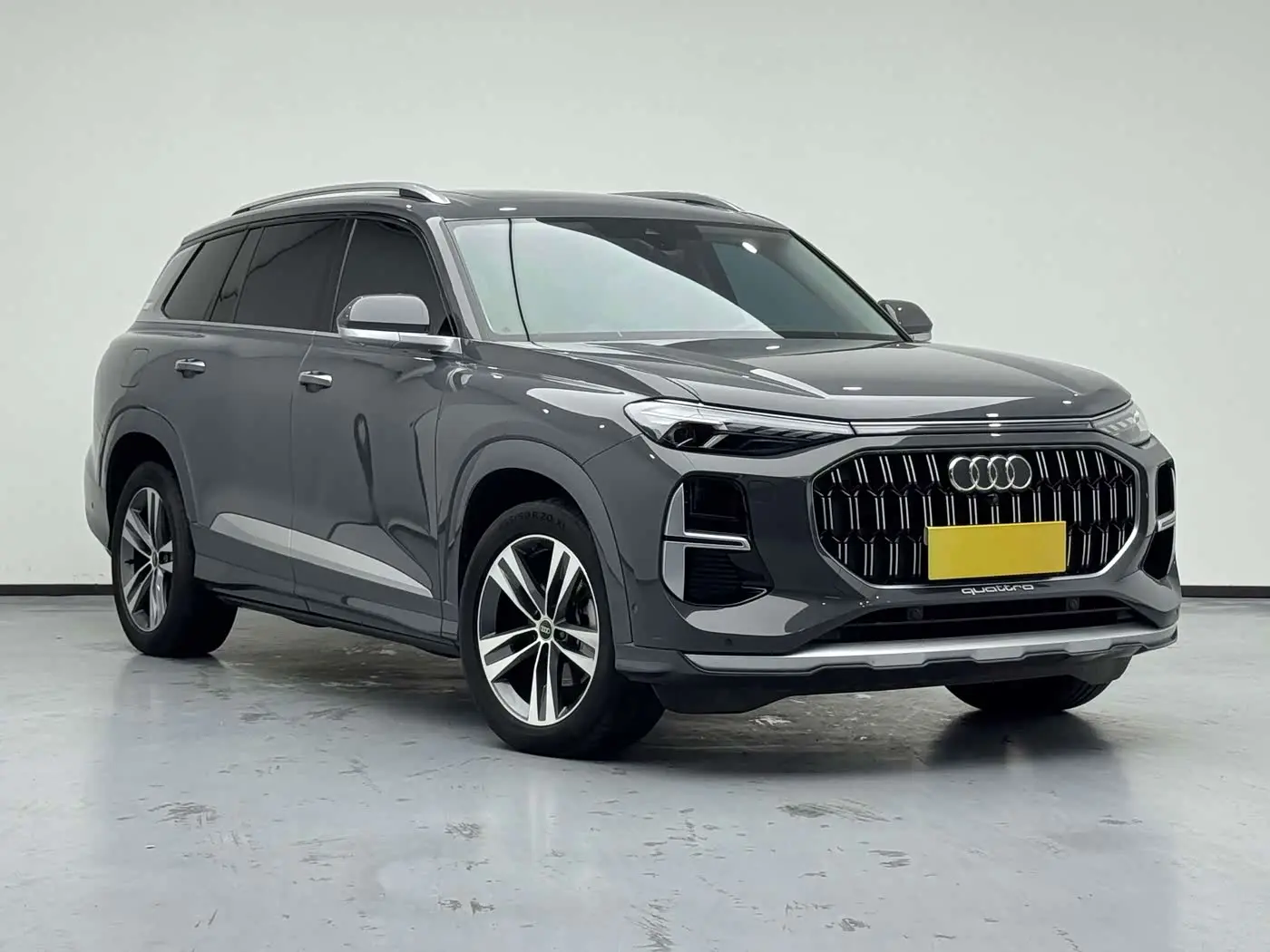 Audi Q6 2023 — Photo 2/18