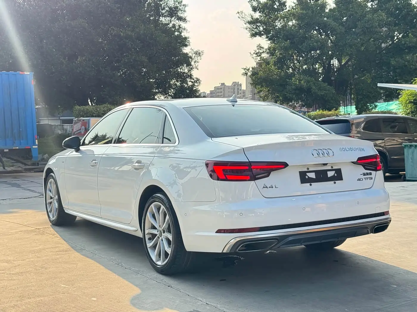 Audi A4L 2019 — Фото 13/20