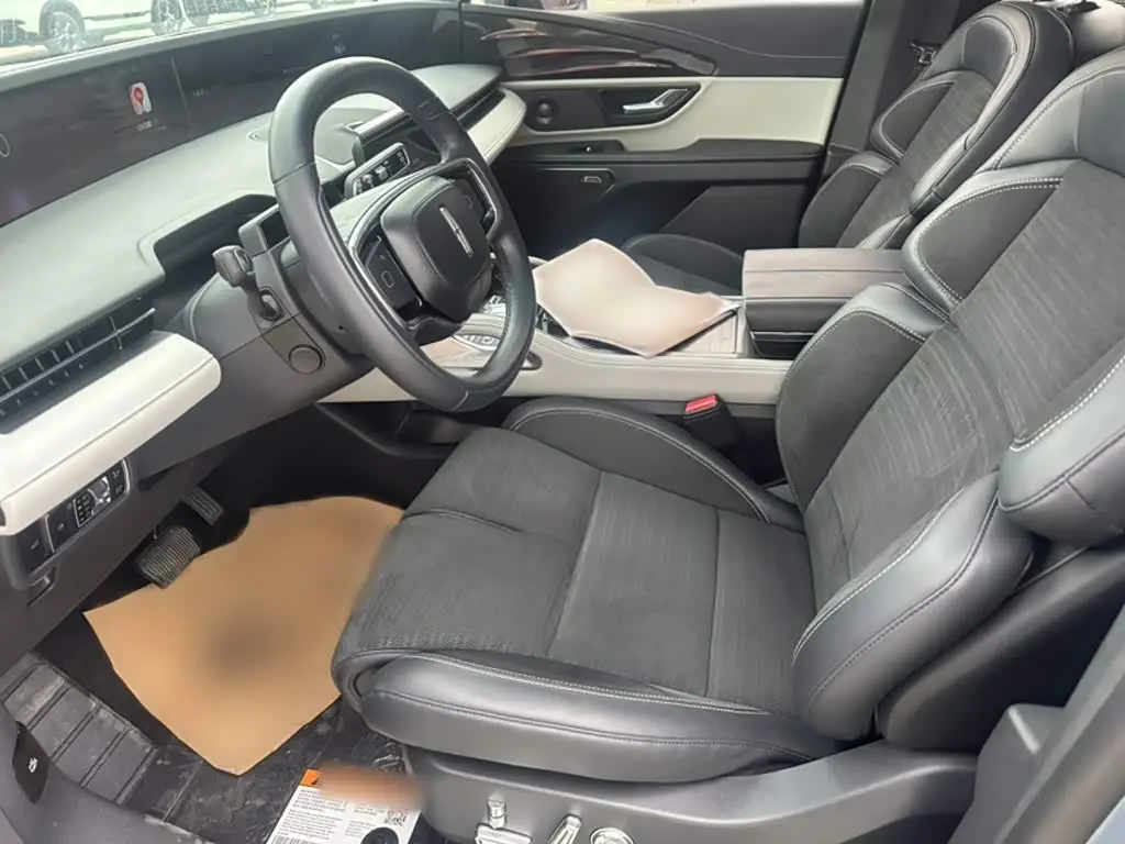 Lincoln Nautilus 2025 — Photo 19/20